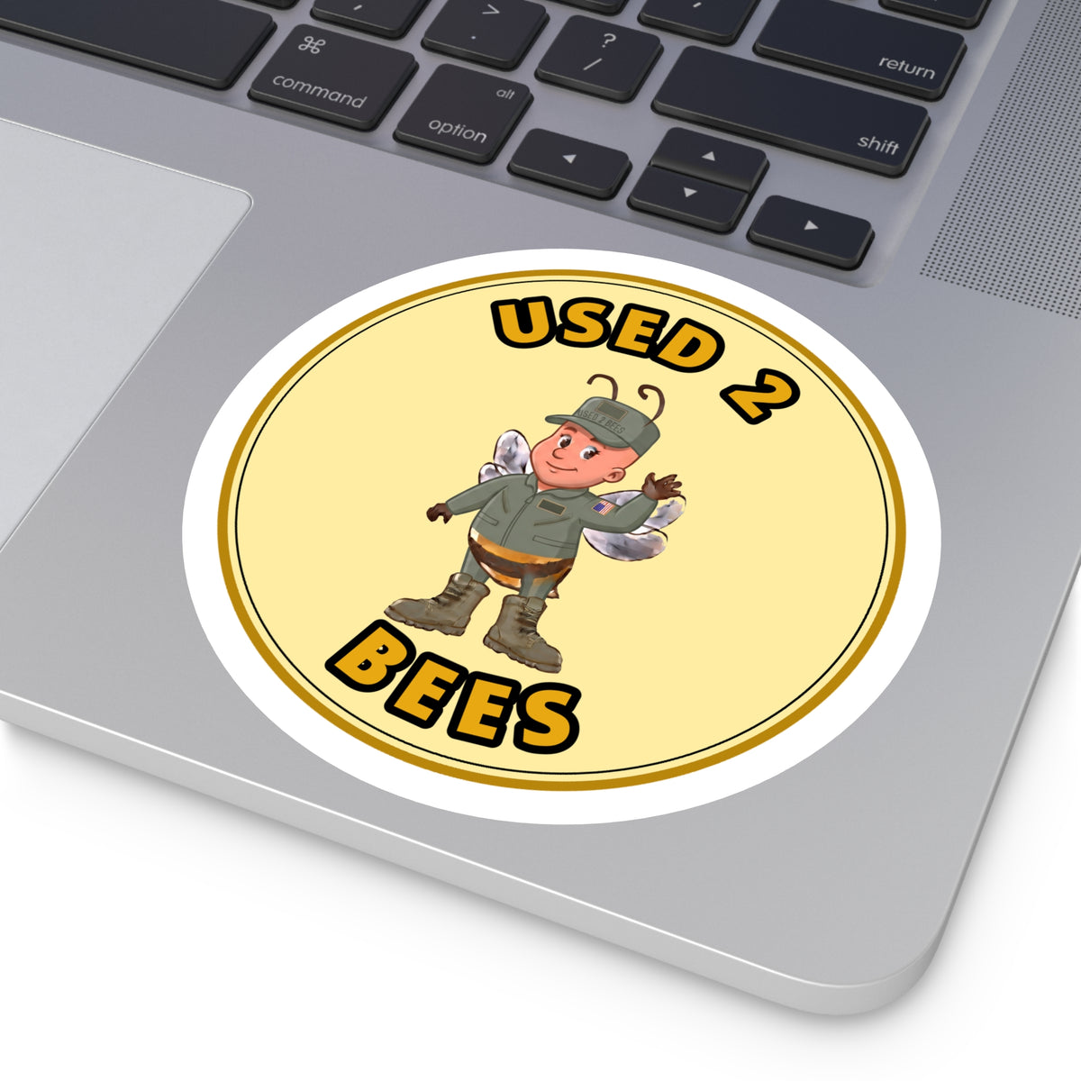 Used 2 Bees Circle Sticker — Air Force Pilot (Female)