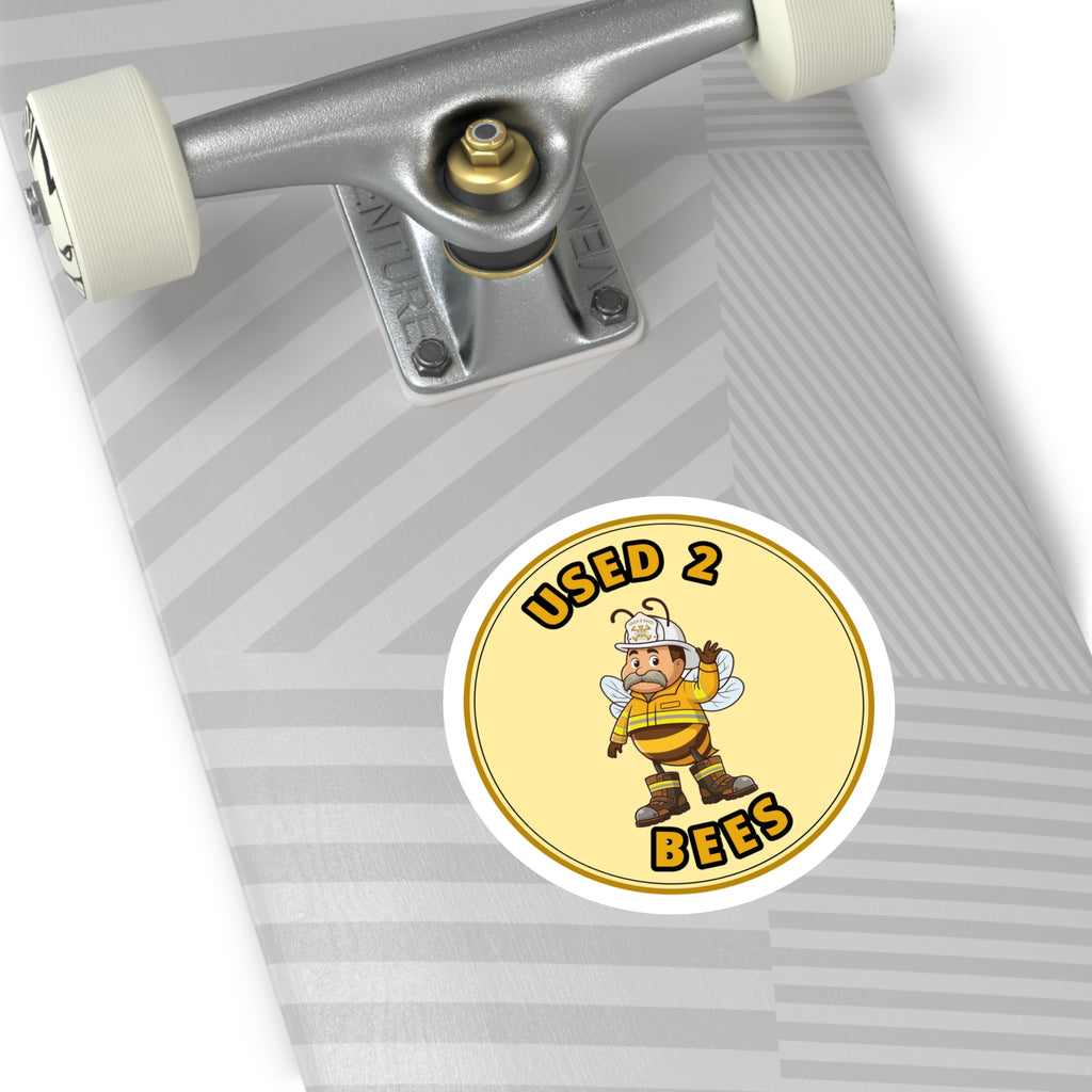 Used 2 Bees Circle Sticker — Arron (Assistant Chief)